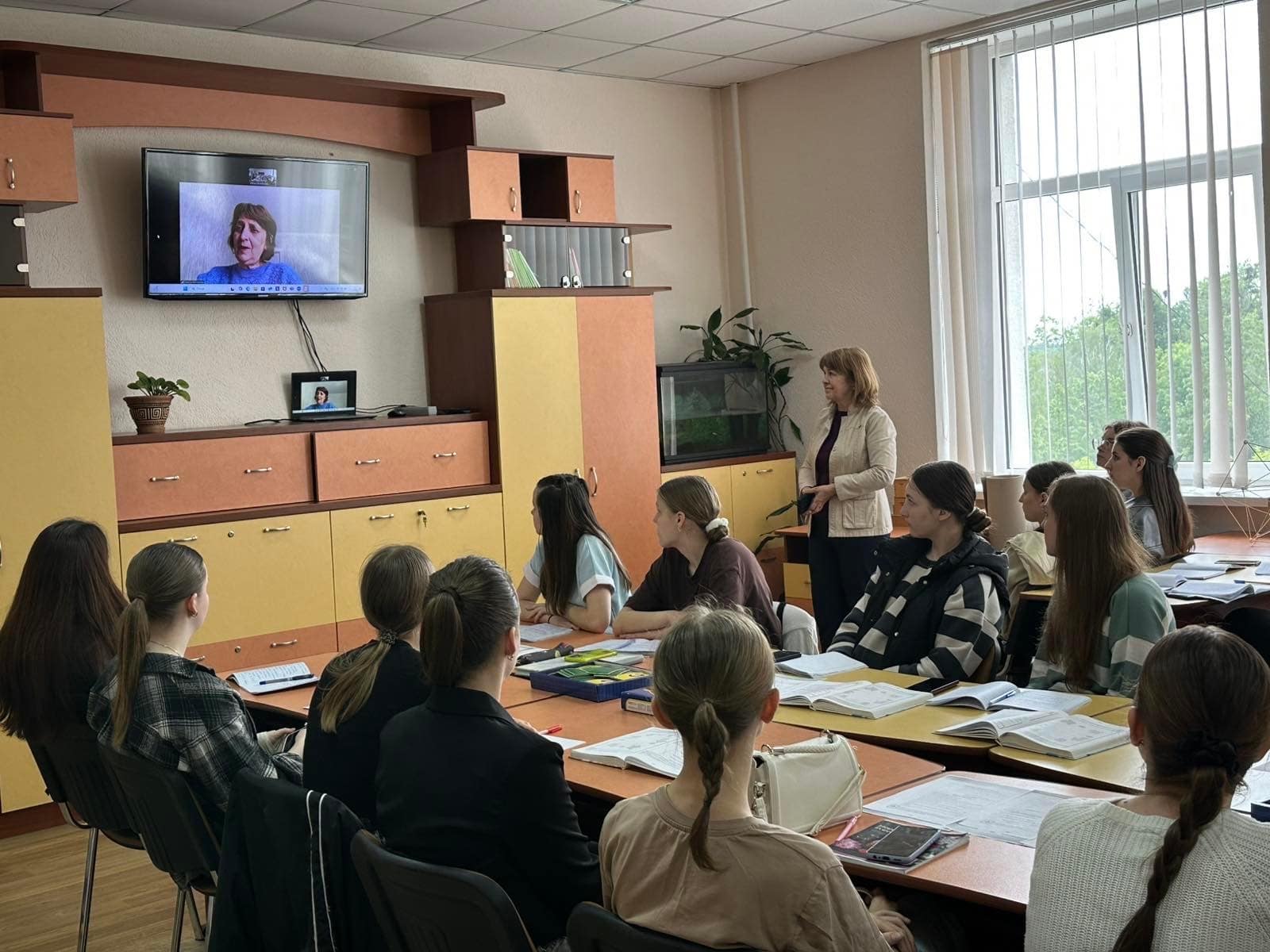 Ви зараз переглядаєте Гостьова лекція: у фокусі обговорення актуальна тема – «Навчання елементів грамоти дітей старшого дошкільного віку»