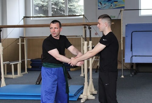 Ви зараз переглядаєте Майстер-клас: Національні традиції самозахисту українців